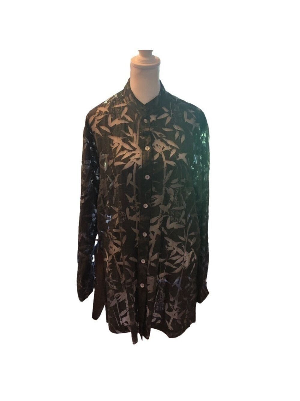 CHICO’S semi-sheer button front long sleeve blouse. Size 1 (refer to size chart)